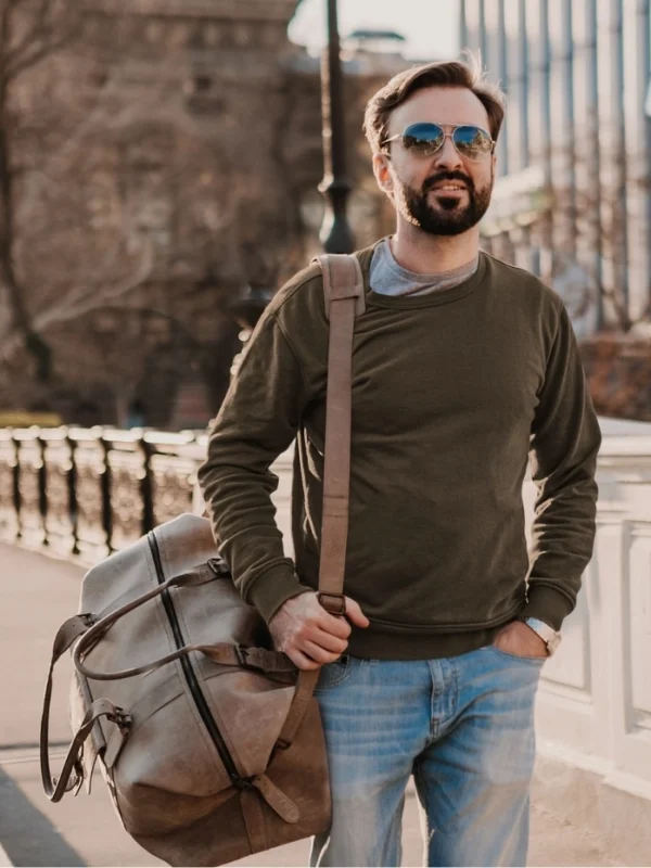 Olive-green-sweatshirt-for-mens